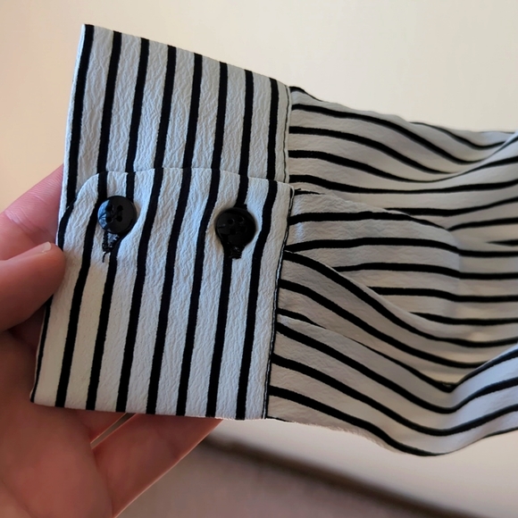 Dressy Black/White Stripped H&M Dress shirt - Picture 5 of 6